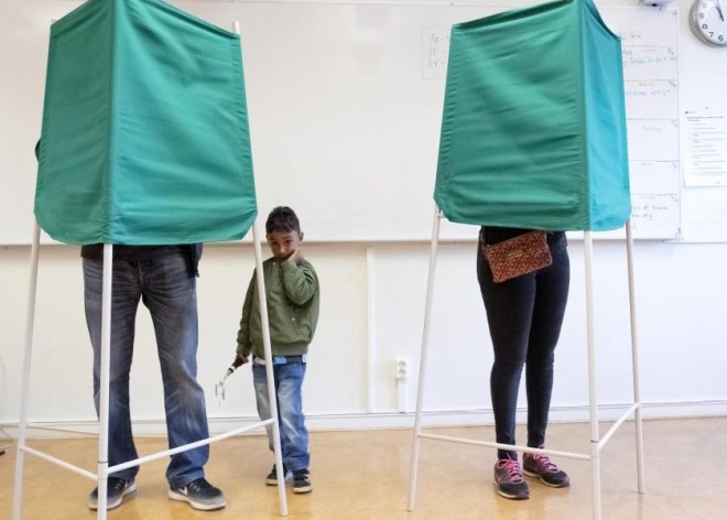 B9716866585Z.1_20180909155845_000+GKHC0GELG.2-0